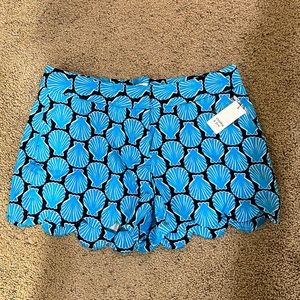 NWT SZ 12 Crown & Ivy shorts